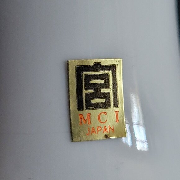 Vtg Blanc De Chine Kwan Yin Goddess Of Compassion Chinoiserie Porcelain 10" - Picture 7 of 8